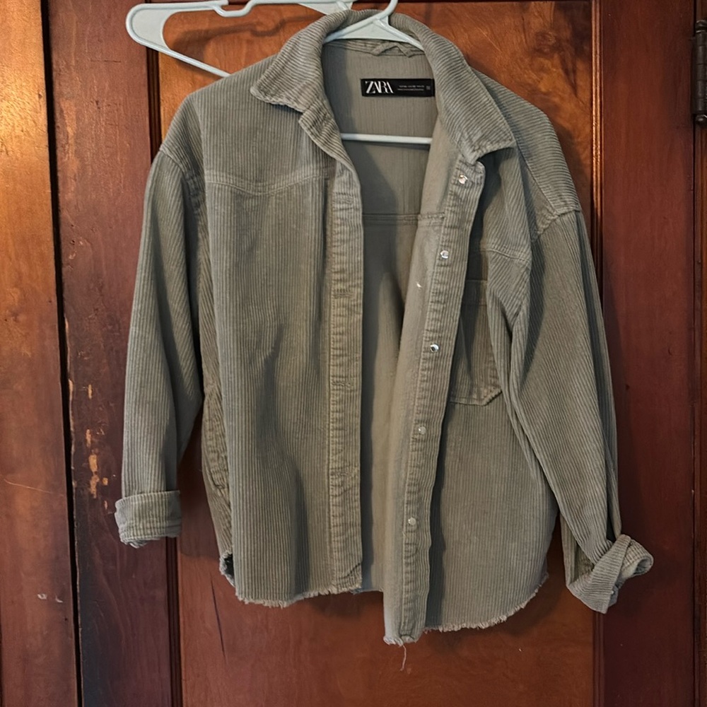 Zara corduroy light outer jacket/top size XS